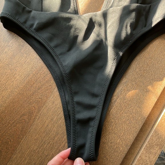 BLACK ONE-PIECE SWIMSUIT - Picture 3 of 5